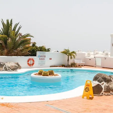 Vakantiehuis Modern House In Playa Paraiso *